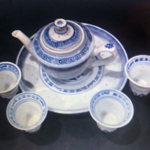Miniature blue and white 3‎ inch Tea set